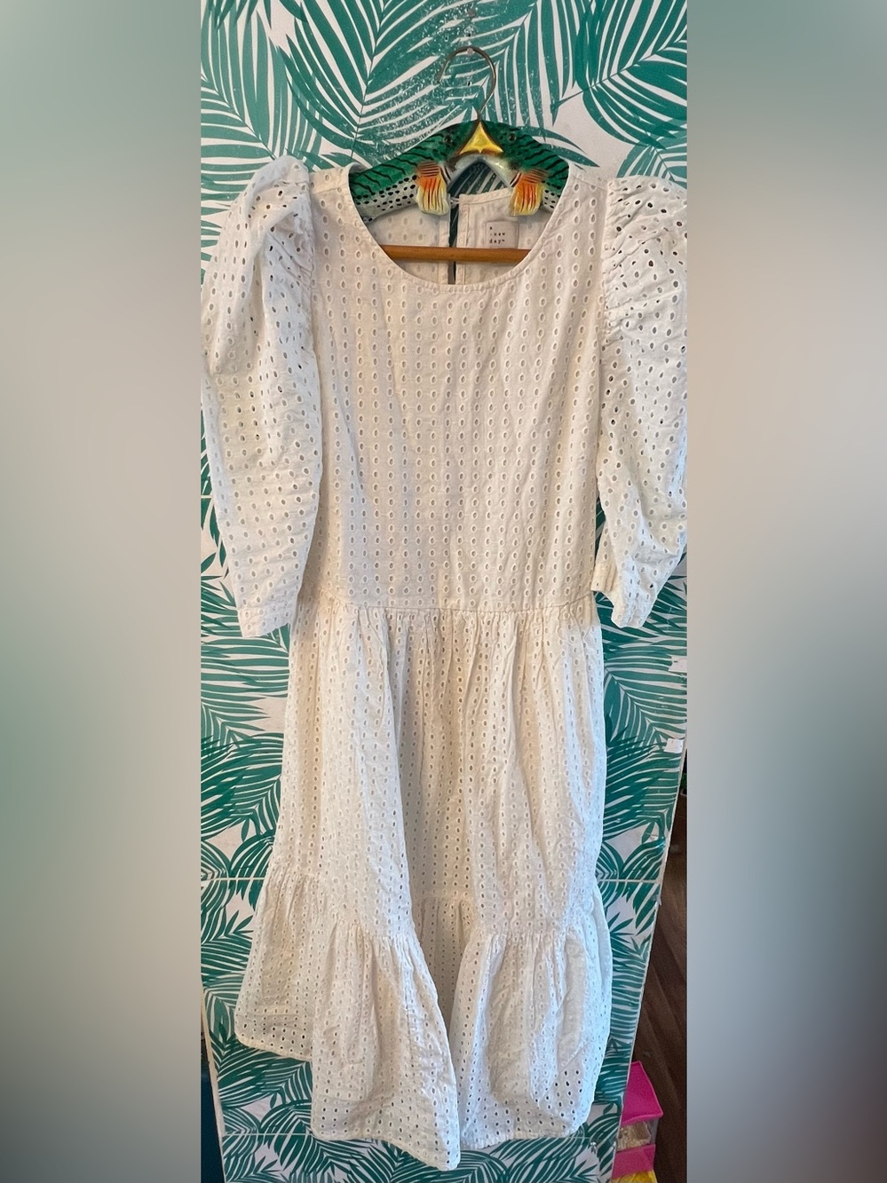 A new Day Ivory embroidered Eyelet Puff-Sleeve Midi Dress Sz S shabby chic